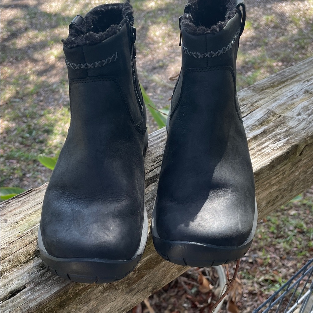 Merrell Encore Black Waterproof Winter Boots with Fur Lining